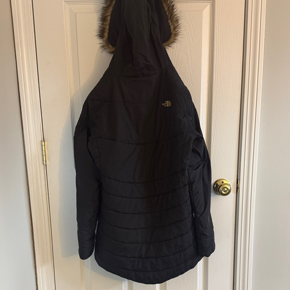 The North Face Women's Black Puffer Jacket with Faux Fur Hood - Picture 2 of 4